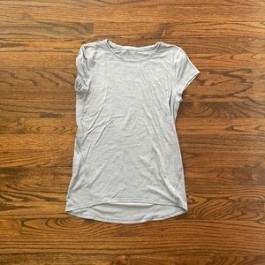 Lululemon short sleeve shirt